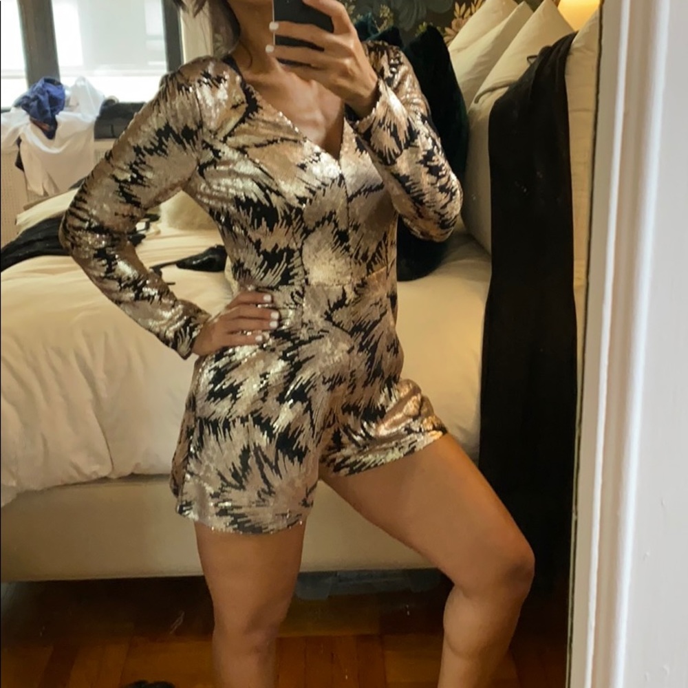 Sequins jumpsuit!!